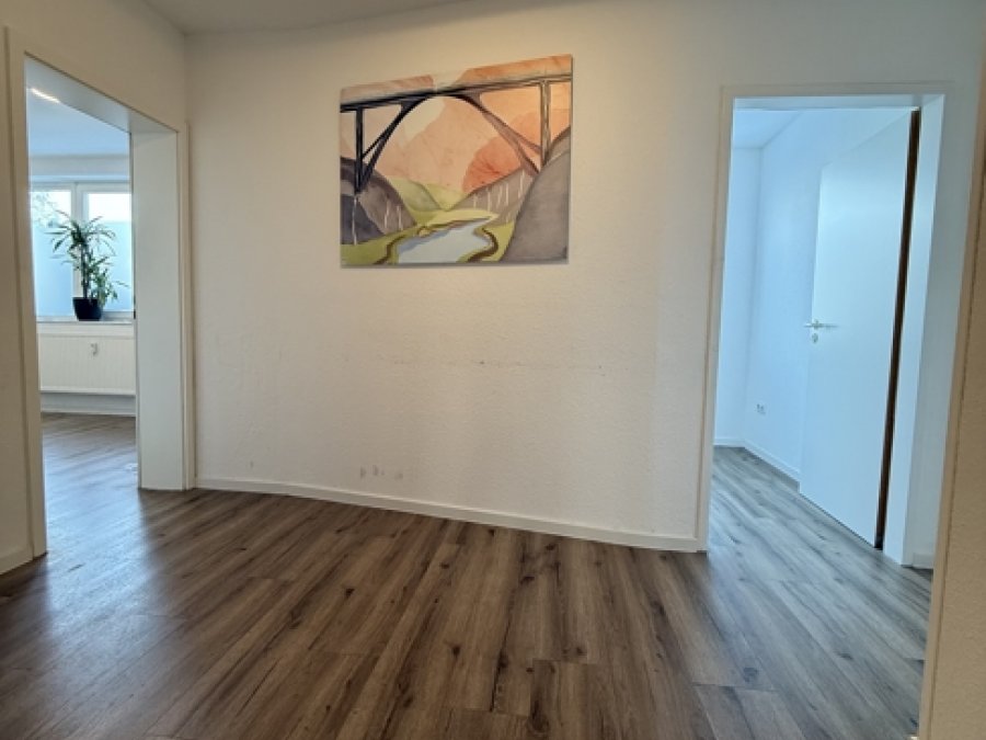 Gepflegte Praxisräume 

in SG-Ohligs Mitte

Für fast alle Fachgebiete geeignet