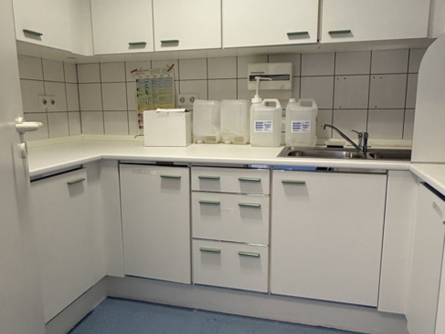 Gepflegte Praxisräume 

in SG-Ohligs Mitte

Für fast alle Fachgebiete geeignet