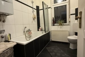 1. OG Badezimmer